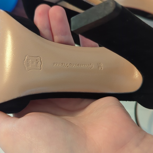 Gianvito Rossi Mila Suede Ankle Strap D'orsay Pumps - Picture 6 of 8